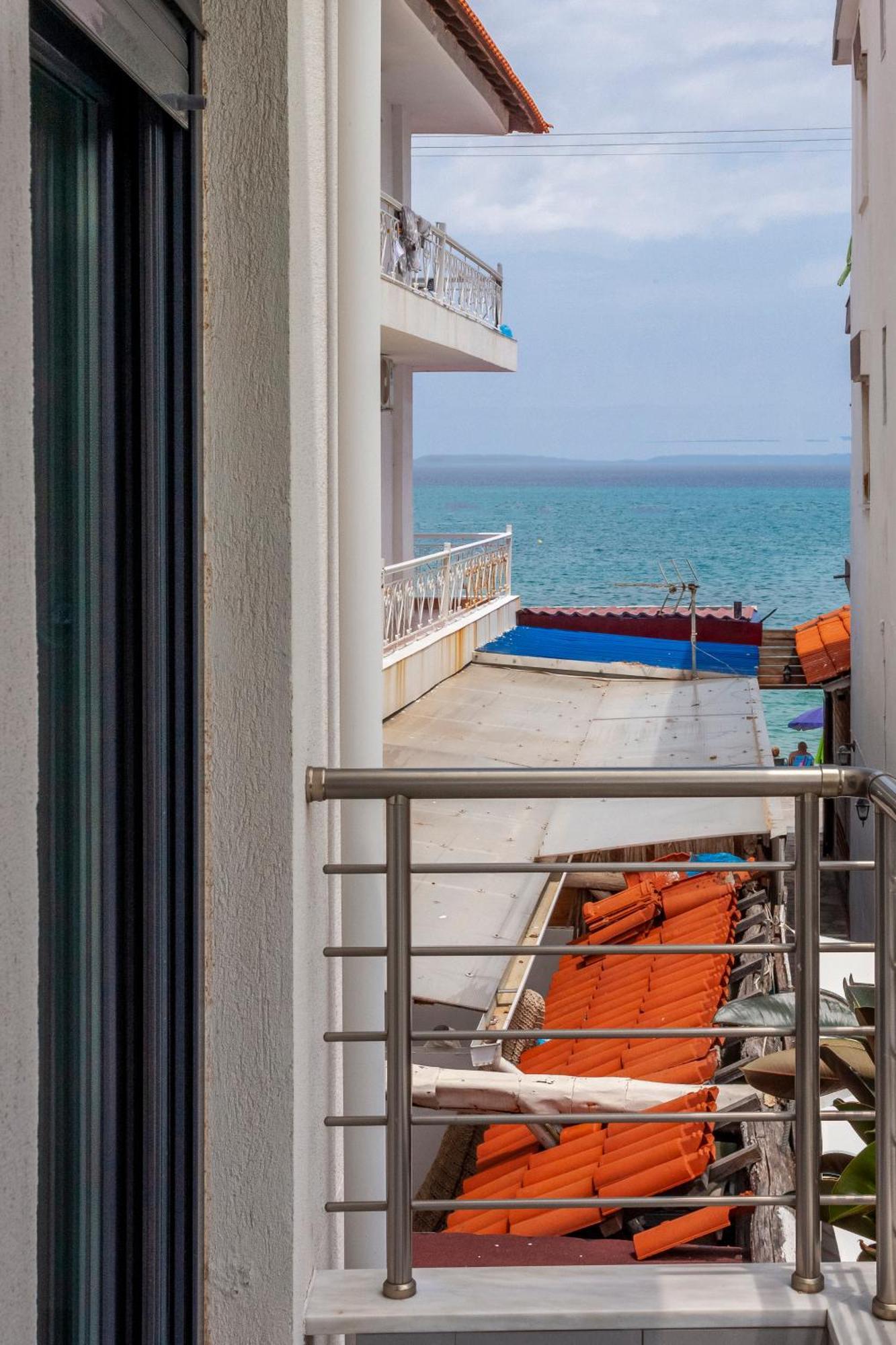 Aleksia Seaside Deluxe Apartment เปฟโกโฮรี ภายนอก รูปภาพ